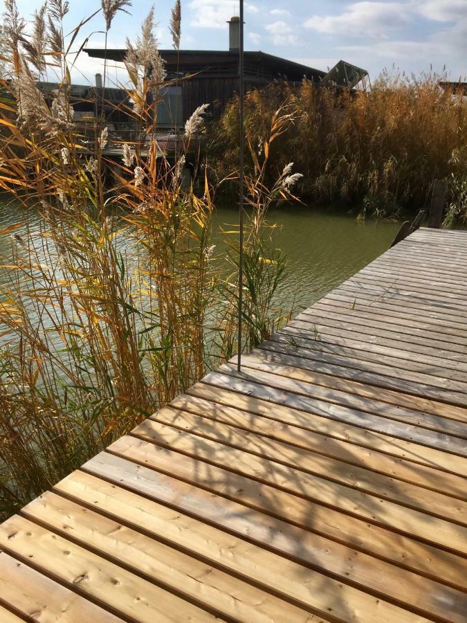 Seehaus Inselwelt Jois Bagian luar foto